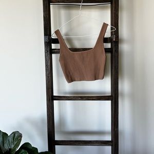 Aritzia Cropped Sculpt Knit Tank